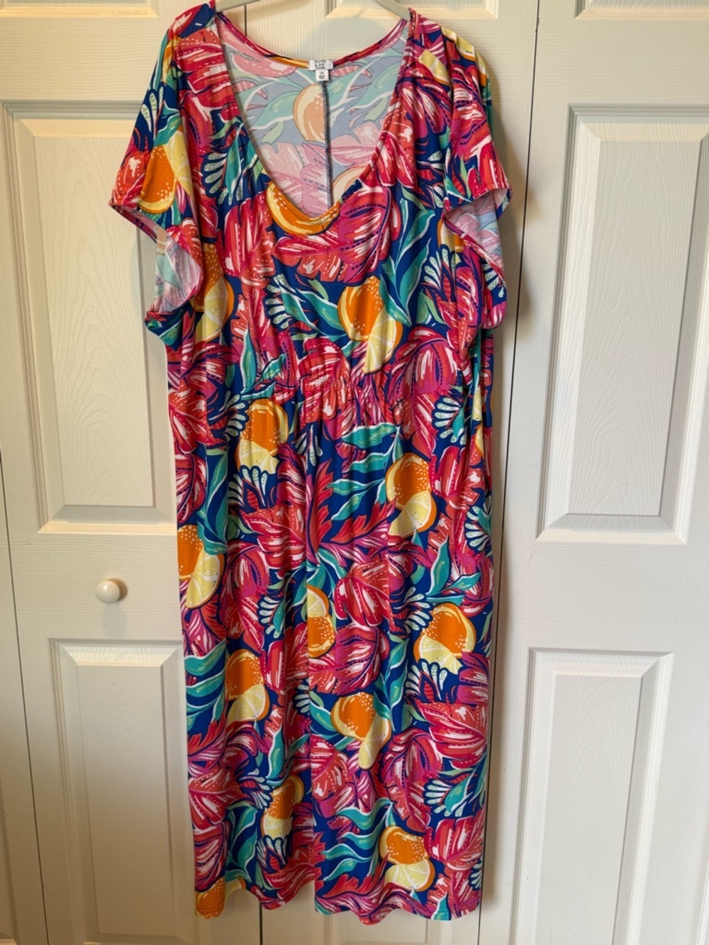 # crown & ivy 3X Vivid Floral Swim Coverup/Muumuu
